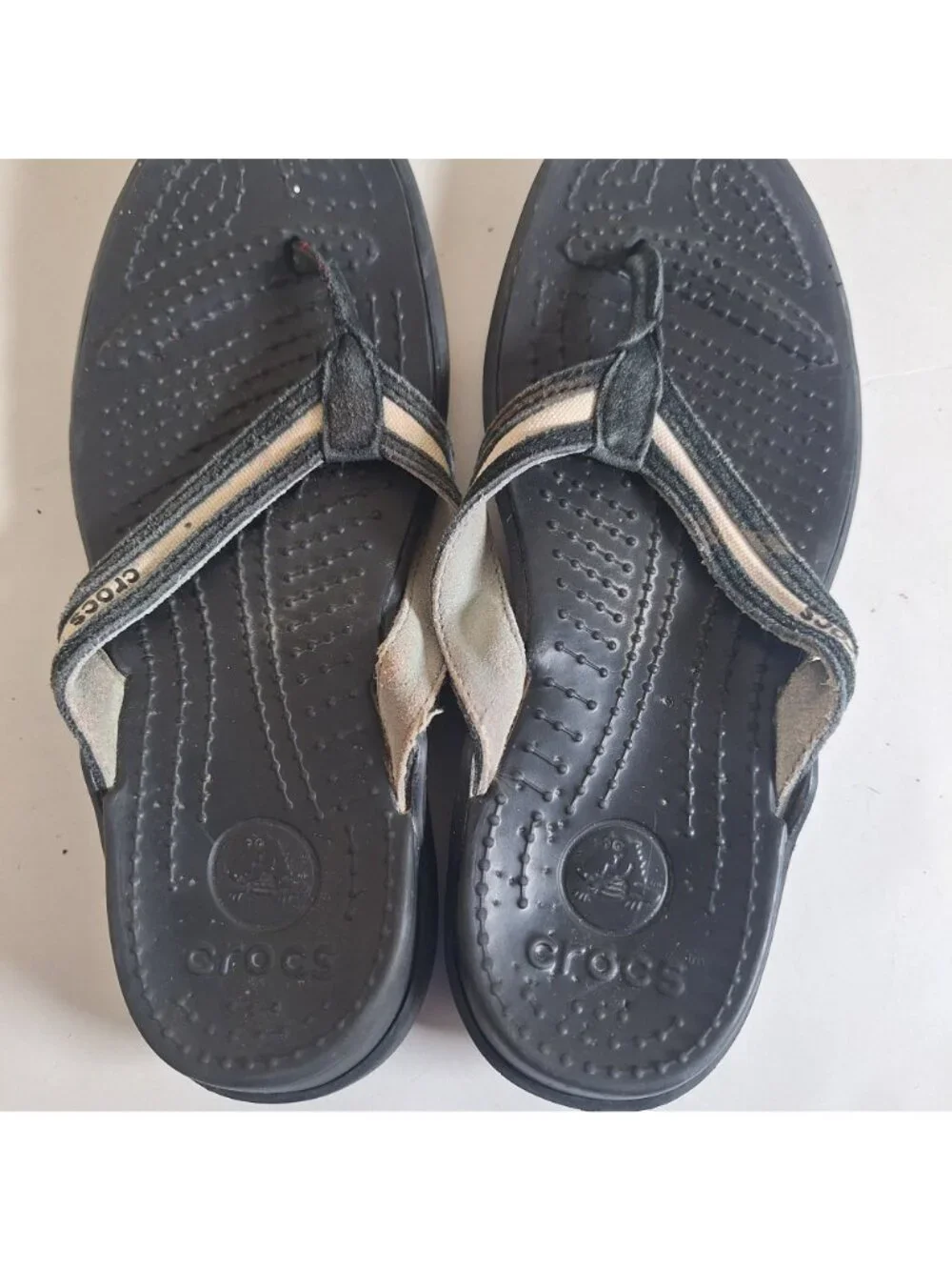 Crocs Thong Flip Flops size 6 - Picture 2 of 5